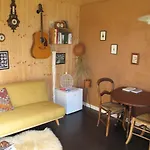 Bed & Breakfast L'oisiveraie - Ecolieu Dans Le Bocage Normand 3*