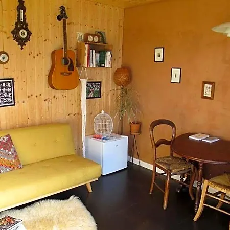 L'oisiveraie - Ecolieu Dans Le Bocage Normand 3*